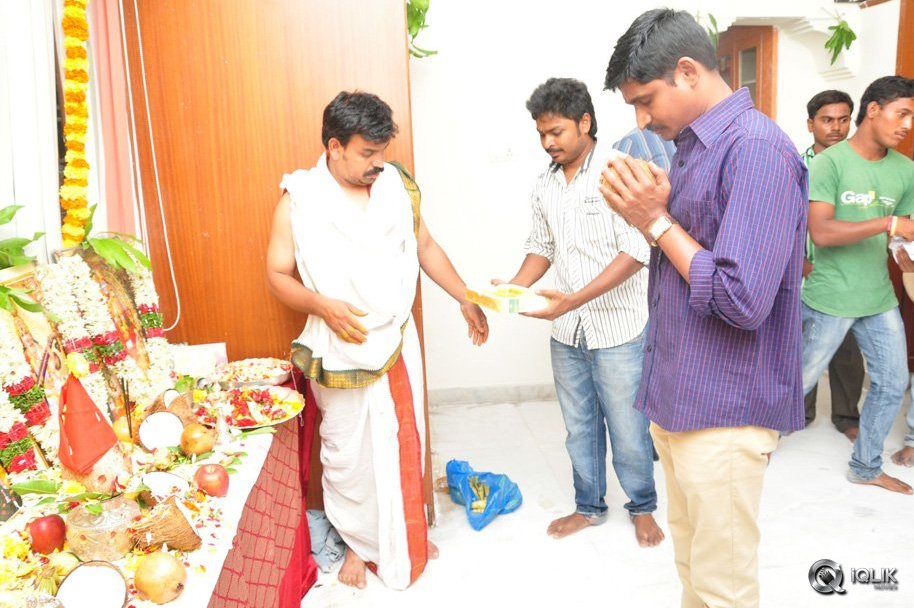 Nara-Rohith-Savithri-Movie-Opening